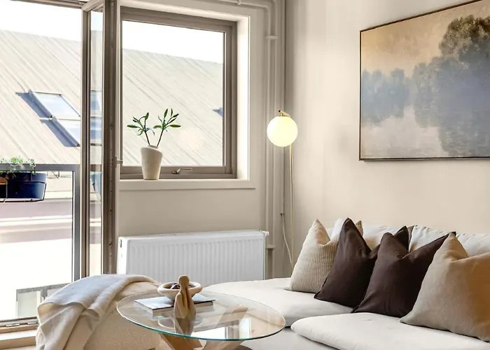 Charming Duplex Near The Beautiful Akerselva River 오슬로